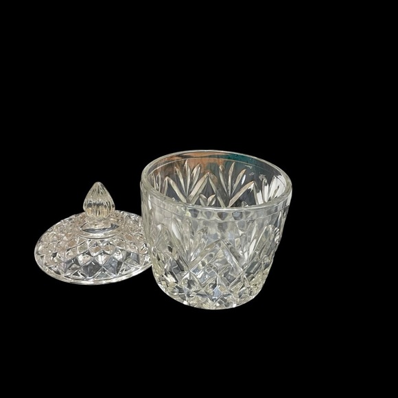 Vintage Gorham Cherrywood Crystal Candy Dish/Jar 5.5” tall with the lid 3.5”wide - Picture 3 of 9
